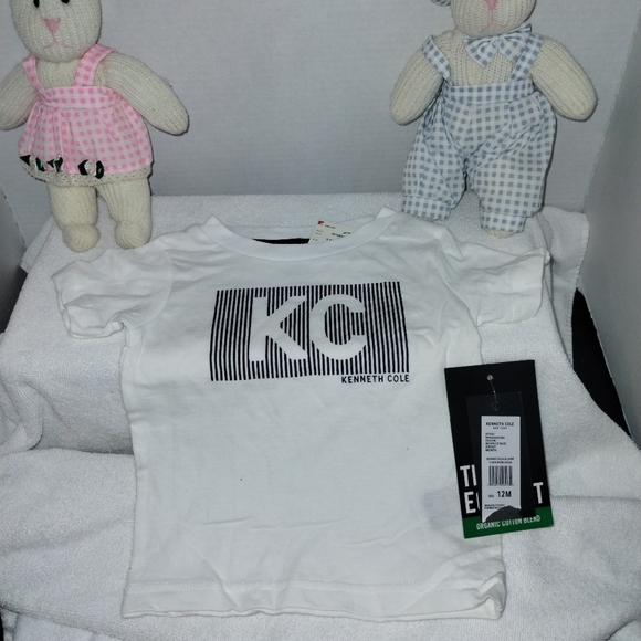 Kenneth Cole White Graphic T-Shirt - Picture 1 of 3